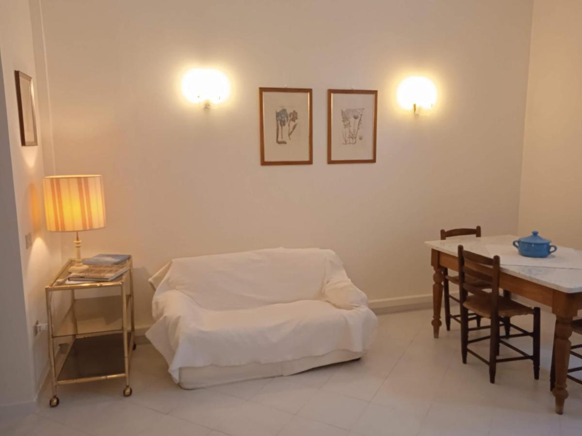 Casa Jacaranda Apartment Cagliari Ngoại thất bức ảnh